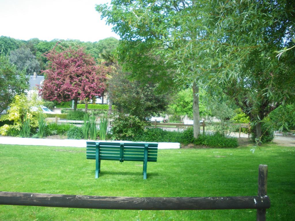 A L'Abri Des Vents Panzió Saint-Jean-le-Thomas Kültér fotó